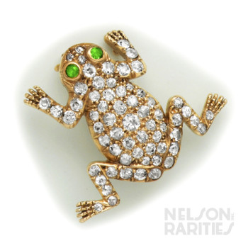 Demantoid Garnet, Pavé Diamond and Gold Frog Brooch